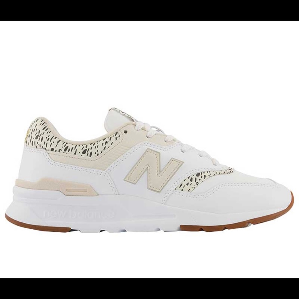 New Balance Women's 997H - White/Calm Taupe - White
